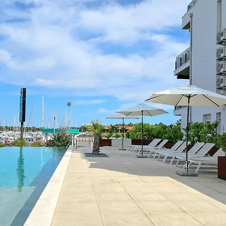 Oasis B7 Apartman