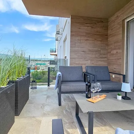 Oasis B7