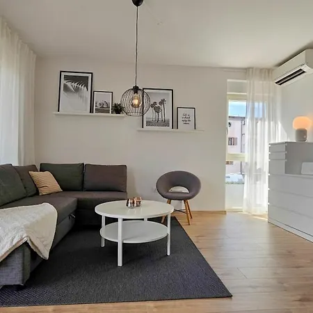 Apartment Oasis B7 *