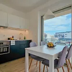 Apartment Oasis B7 Novigrad Istria